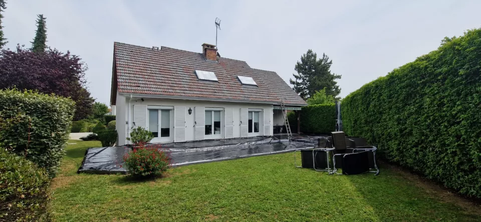 Après — Nettoyage & démoussage de toiture